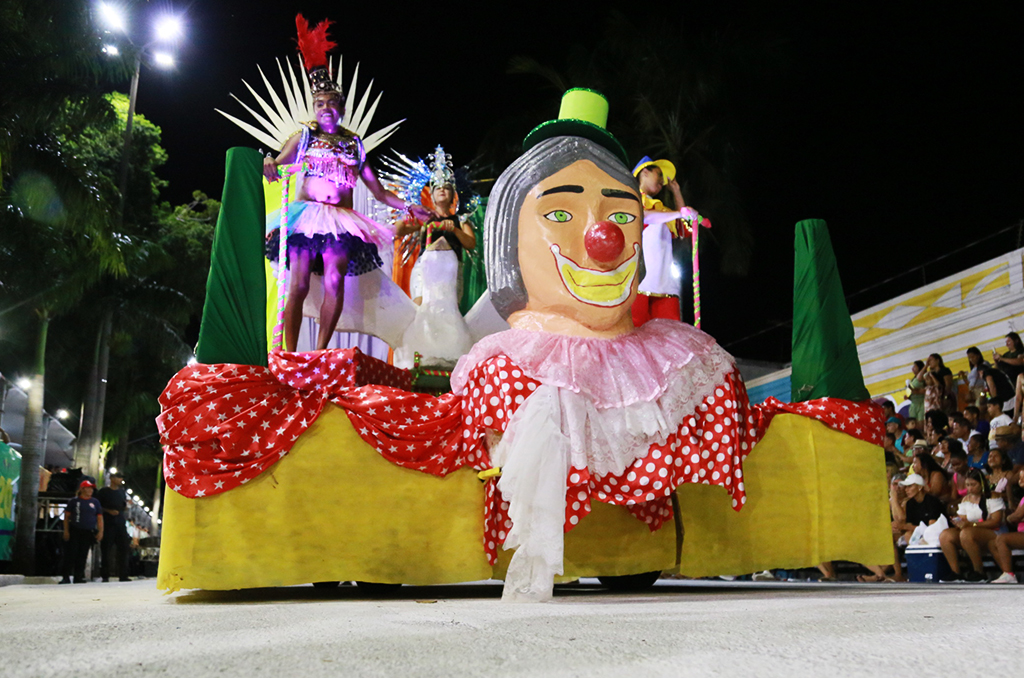 Universo lúdico do circo é tema do desfile da Estação Primeira do Pantanal