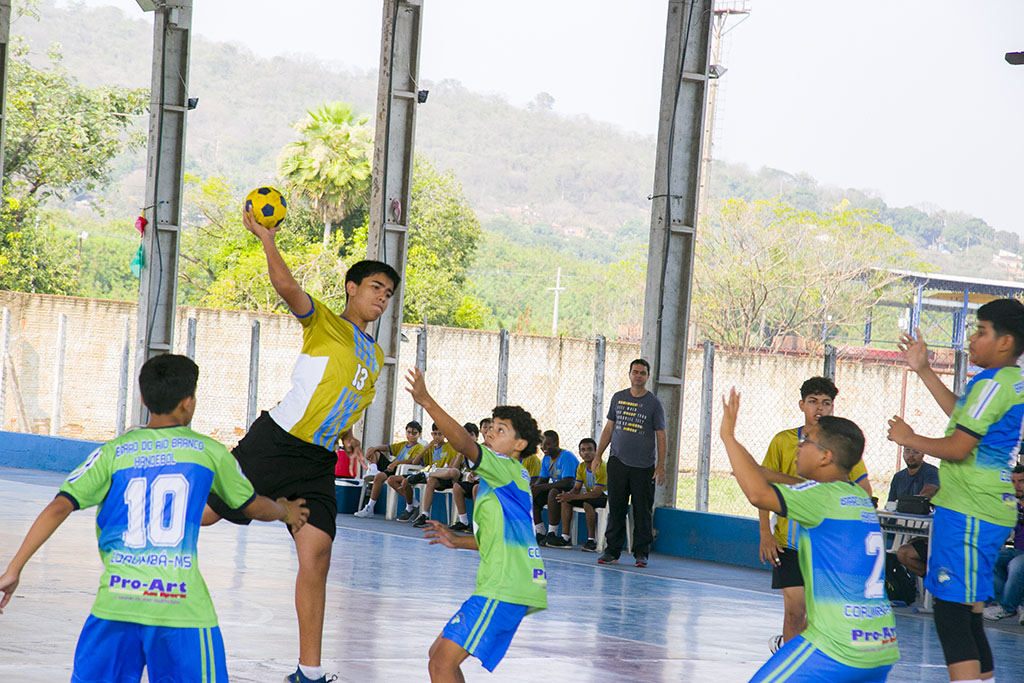 Com participação de 14 escolas; solenidade abre oficialmente 33ª edição dos Jogos da REME 