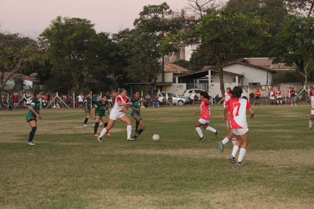Mês da Mulher: oito times disputam Campeonato de Futebol Feminino na sexta, dia 22