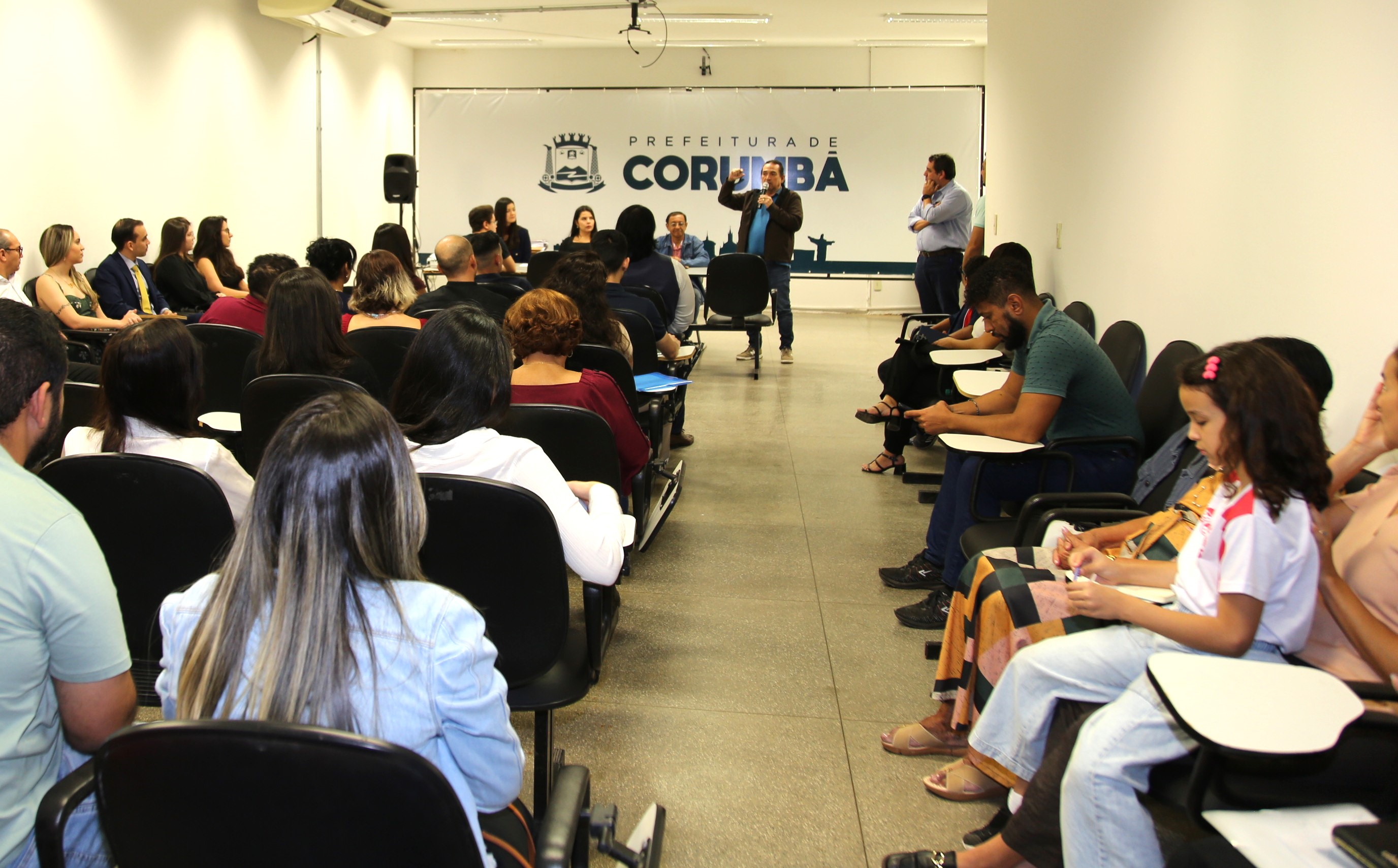 Palestra “Importância, vivências e histórias” celebra Dia do Servidor Público em Corumbá