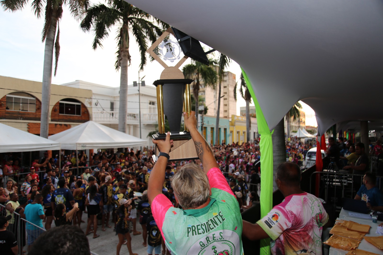 Império do Morro é a grande campeã do Carnaval de Corumbá 2024