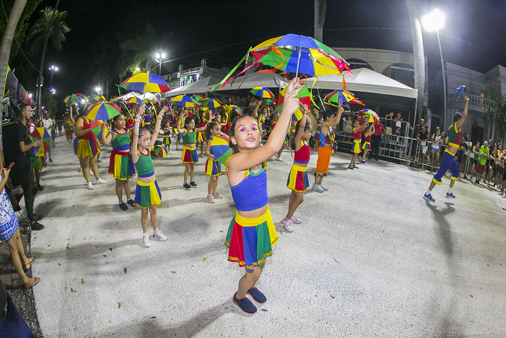 Carnaval Pluricultural Fronteiriço reforça vocação e tradição da Folia de Momo em Corumbá