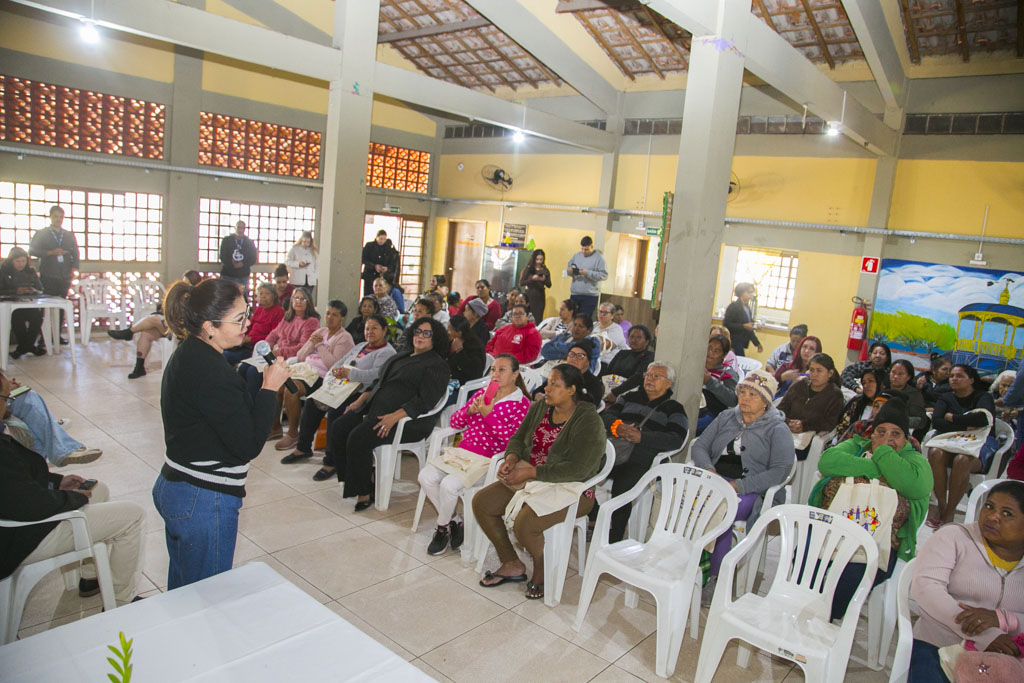 Corumbá recebe ação do Governo Federal para ouvir mulheres atendidas pelo Bolsa Família