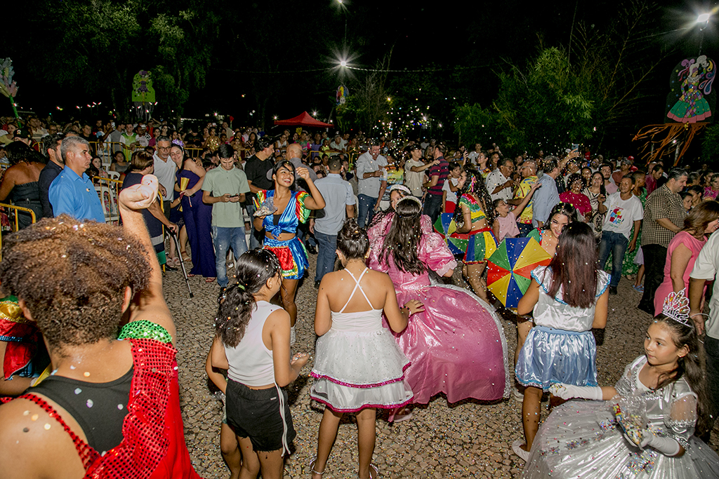 Carnaval 2025: escolha da Corte de Momo é atração na sexta; veja programação