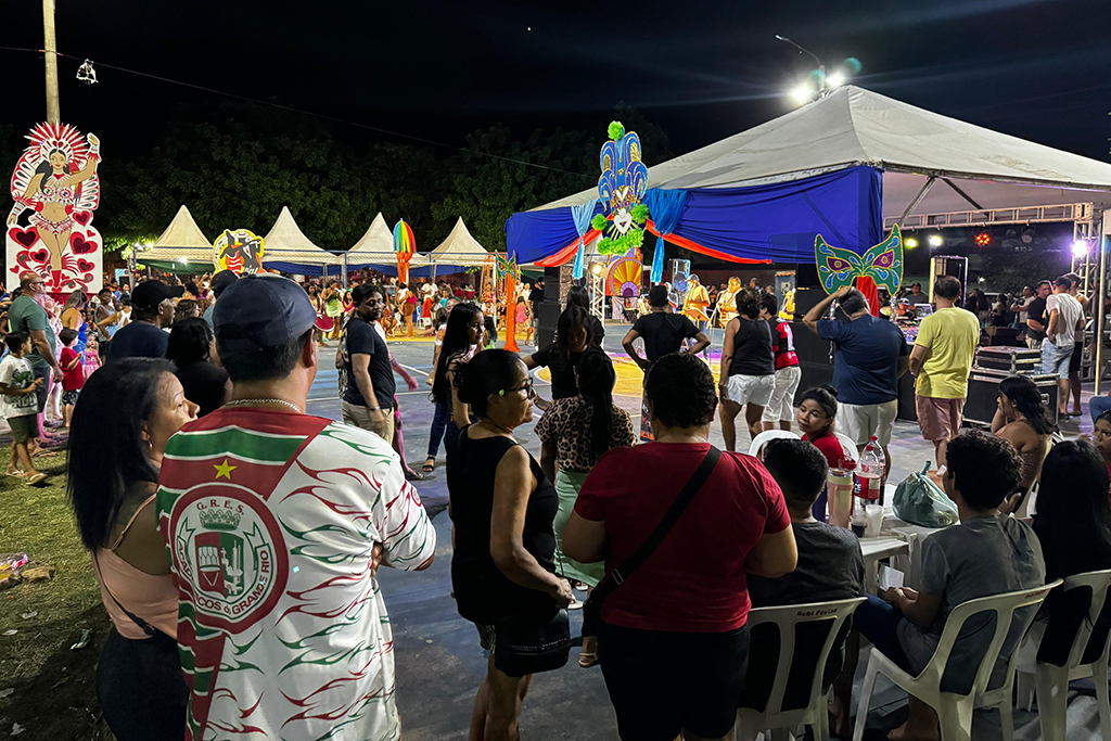 Carnaval 2025: Folia nos Bairros acontece hoje na Praça CEU e amanhã na Ponte da Sete