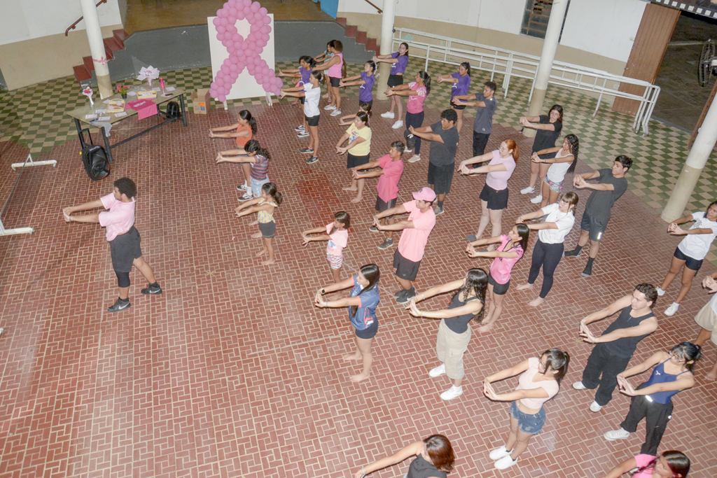 Outubro Rosa: conscientização marca Aulão Aberto de Jazz Funk em Corumbá