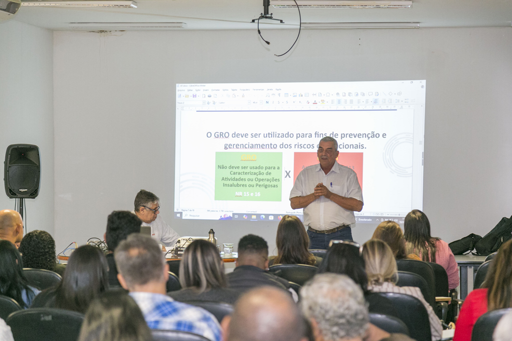 Prefeitura de Corumbá capacita servidores dos setores de recursos humanos