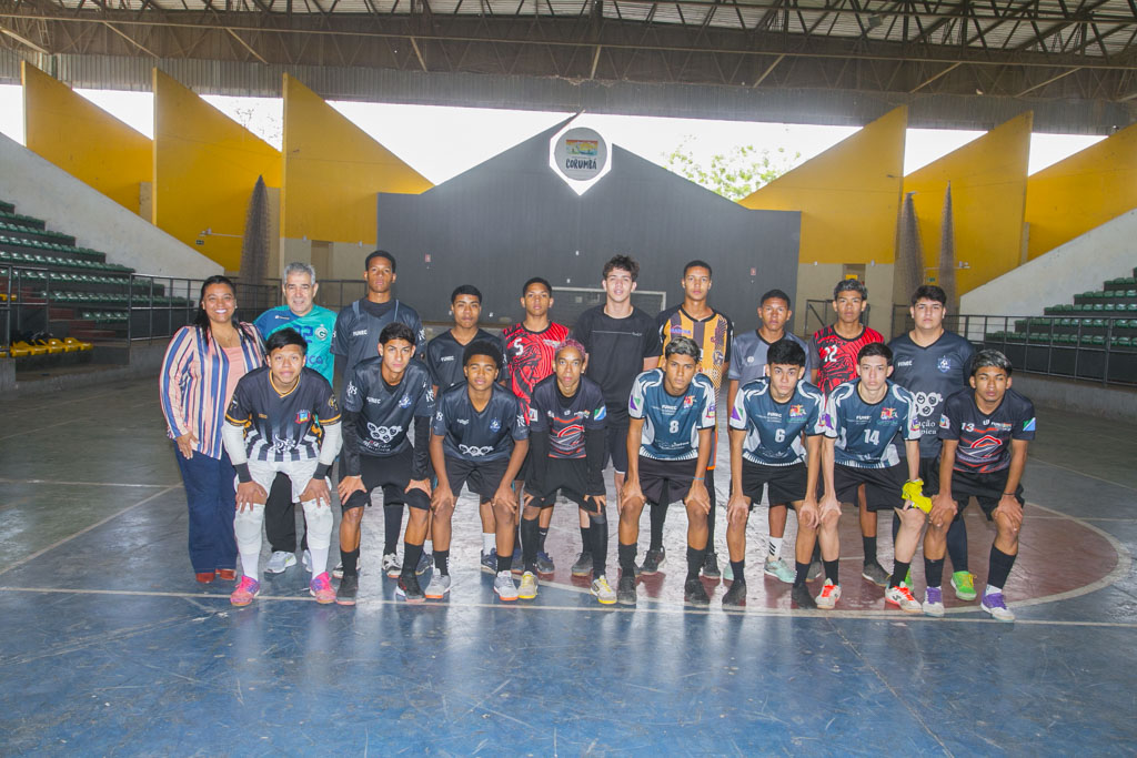 Projeto Geração Olímpica leva atletas de Corumbá a torneio nacional de futsal
