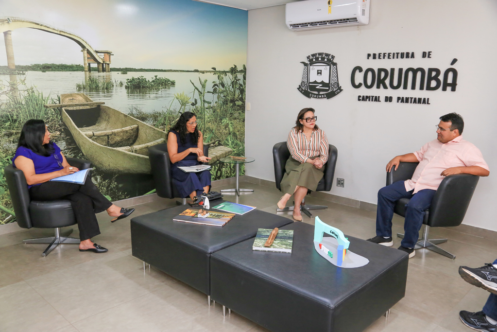 Prefeitura e IFMS firmam convênio para ampliar educação e tecnologia em Corumbá
