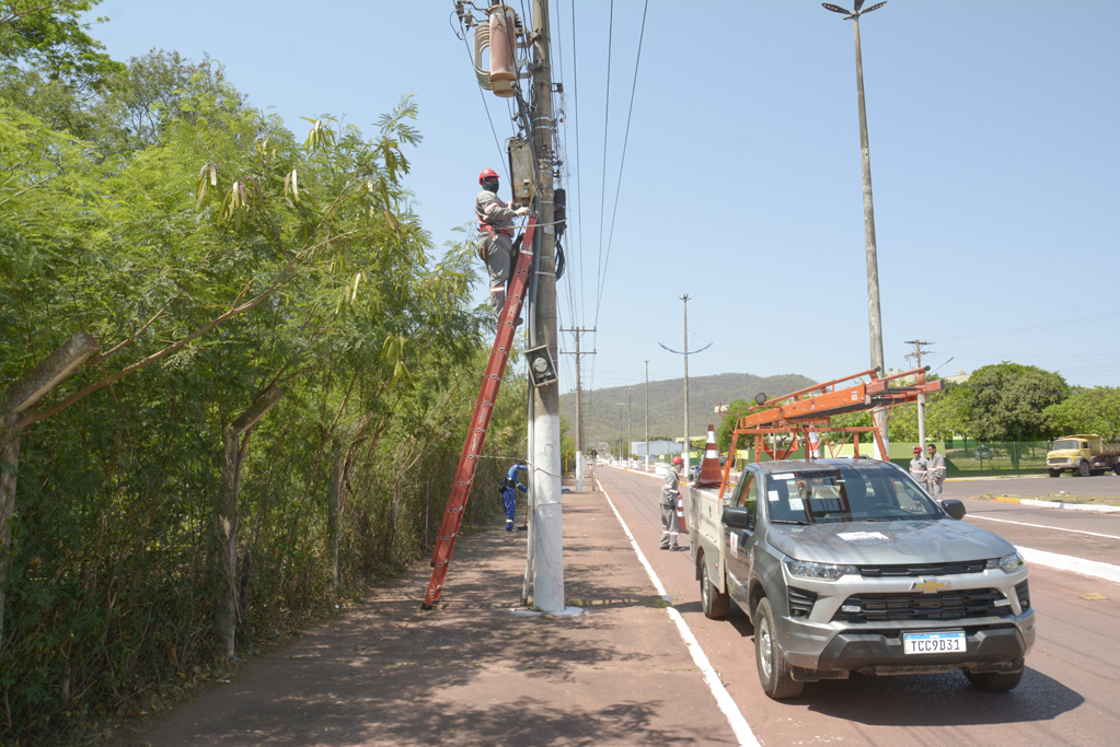 Prefeitura Municipal retoma serviços da PPP de iluminação pública em Corumbá