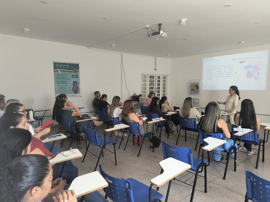Enfermeiros da Atenção Primária são capacitados para diagnóstico de tuberculose e hanseníase