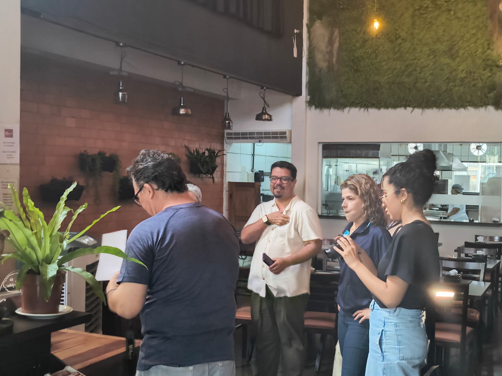 Empresas do Festival Gastronômico do Pantanal recebem fotógrafos e criadores de conteúdo