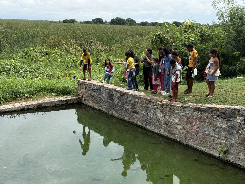 Crianças do CRAS I participam de atividade educativa na Cacimba da Saúde