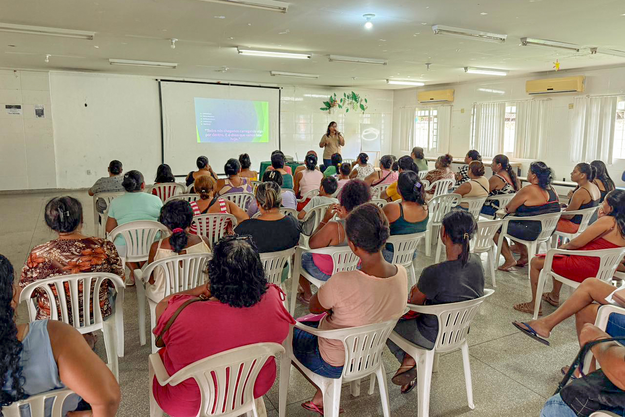 CRAS I promove palestra sobre saúde mental em ação do Janeiro Branco