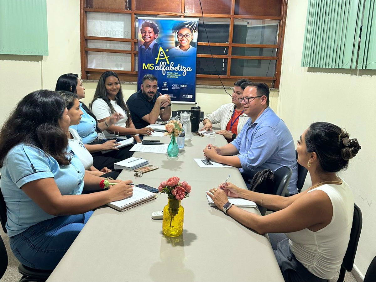 Prefeitura de Corumbá fortalece políticas públicas e cultura de paz com projeto nas escolas