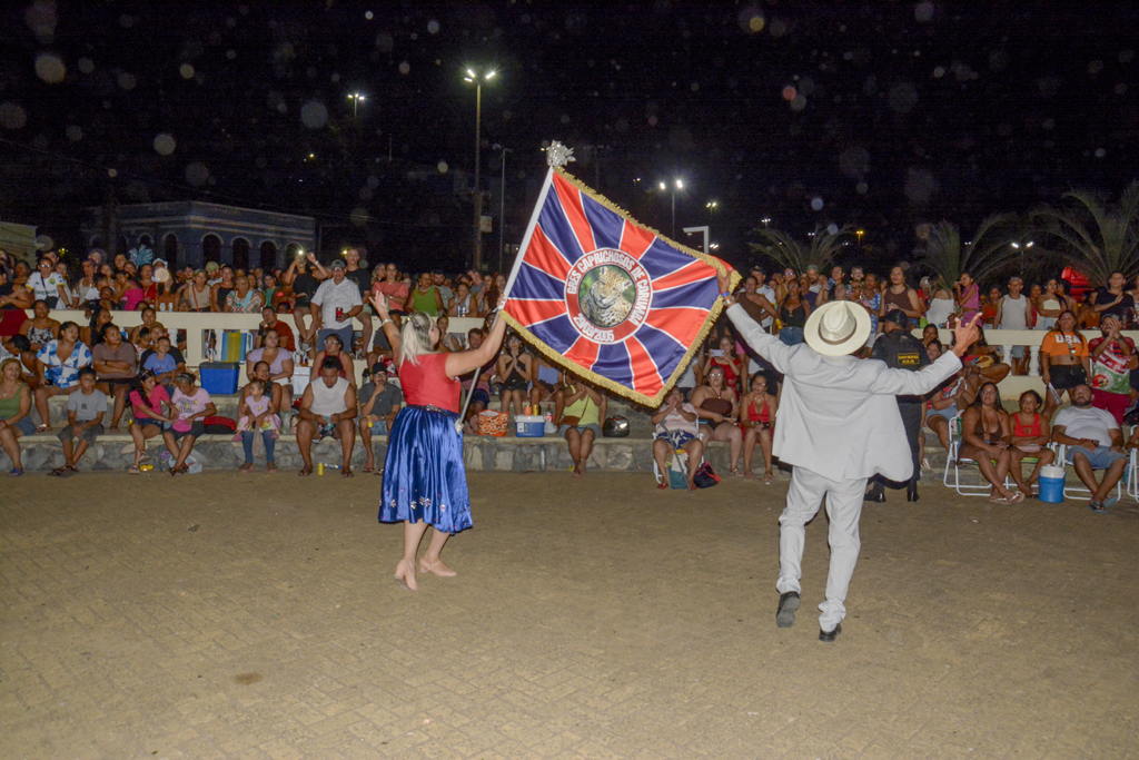 Festival de Samba-Enredo no Porto Geral antecipa clima do Carnaval de Corumbá