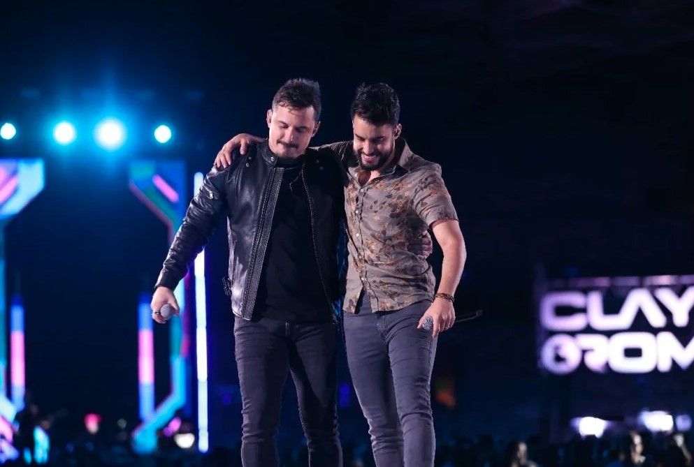 São João: fenômenos do sertanejo, Clayton e Romário se apresentam dia 23 em Corumbá