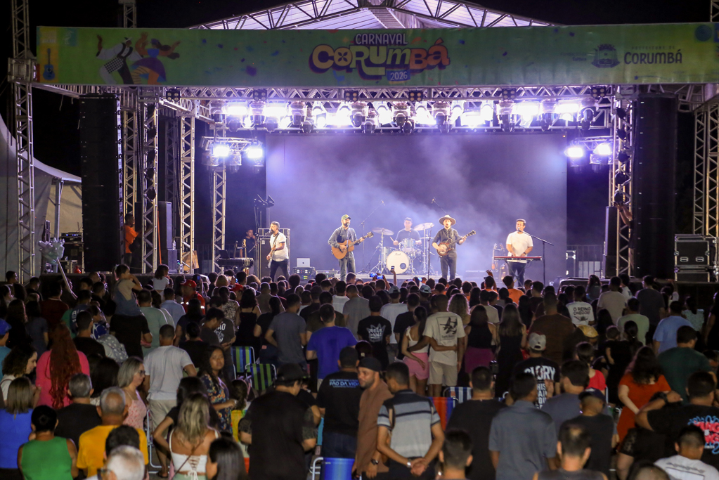 Show do Projeto Sola leva música e teologia reformada à praça de Corumbá
