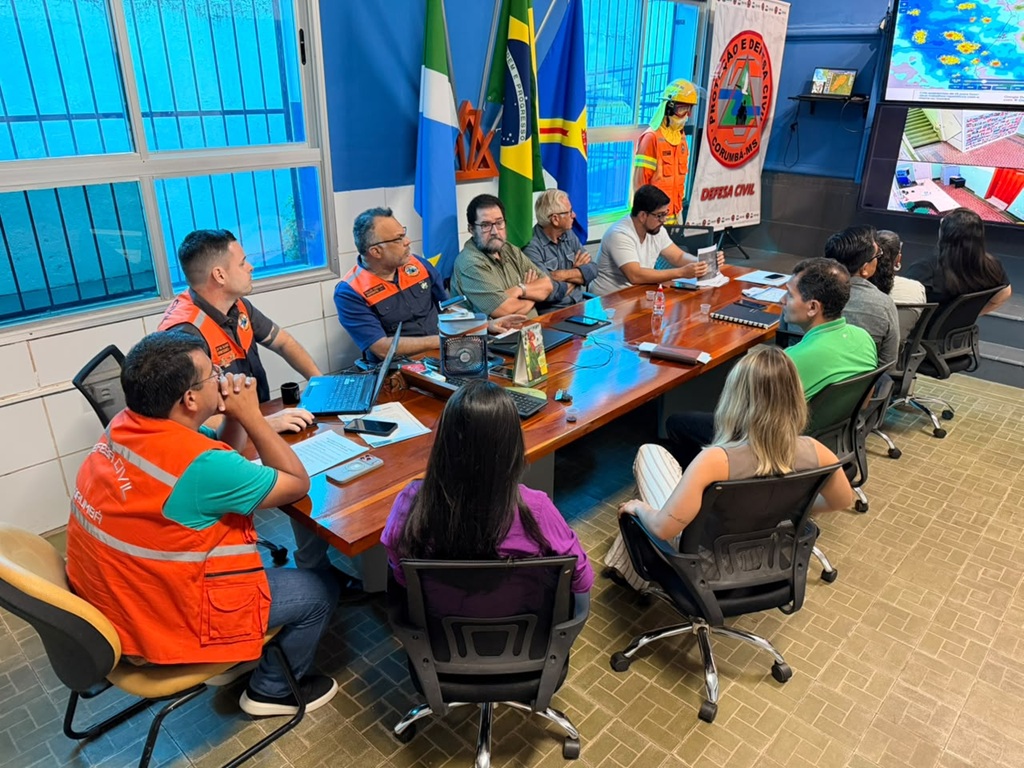 Prefeitura reforça ações para recuperar áreas atingidas por temporal em Corumbá
