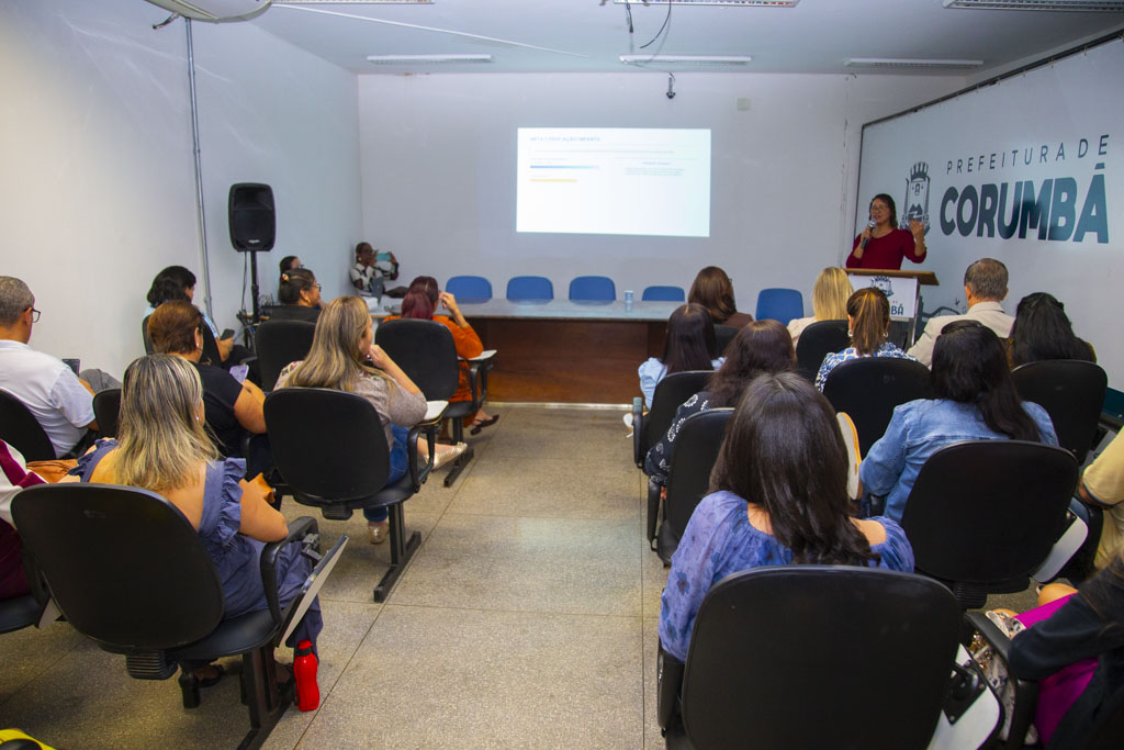 Audiência pública apresentou relatório preliminar do Plano Municipal de Educação 