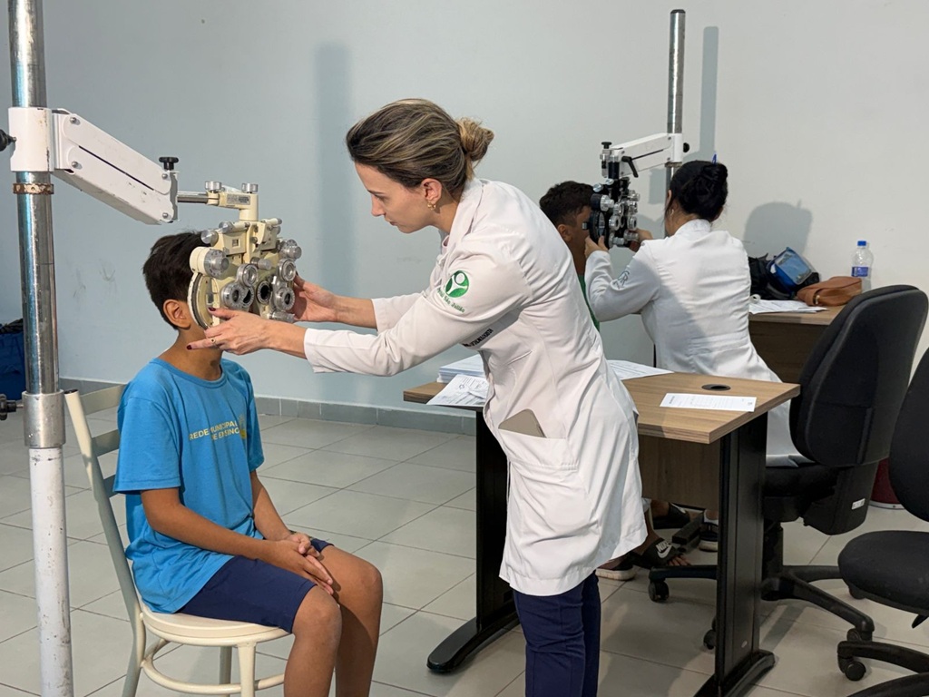 Estudantes da REME de Corumbá com dificuldades de visão receberão óculos gratuitos