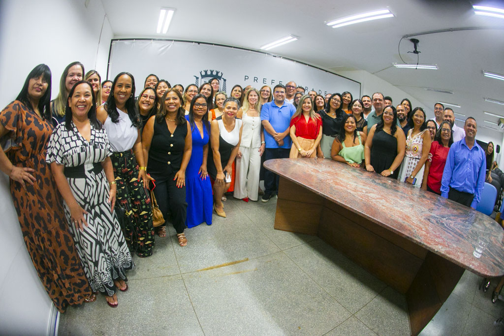 Solenidade oficializa posse de 41 gestores escolares eleitos pela comunidade em Corumbá