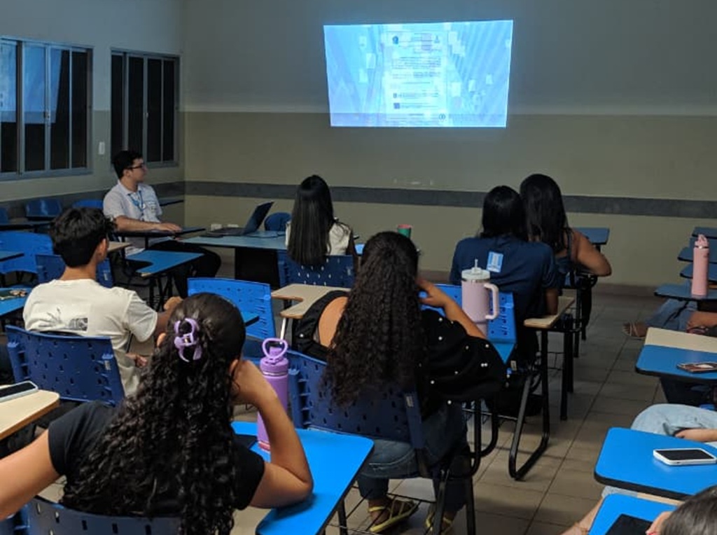 Prefeitura de Corumbá abre processo seletivo para 70 vagas de estágio na Educação