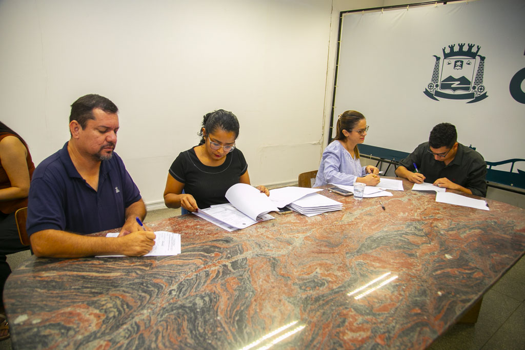 Prefeitura de Corumbá empossa novos servidores aprovados em concurso público