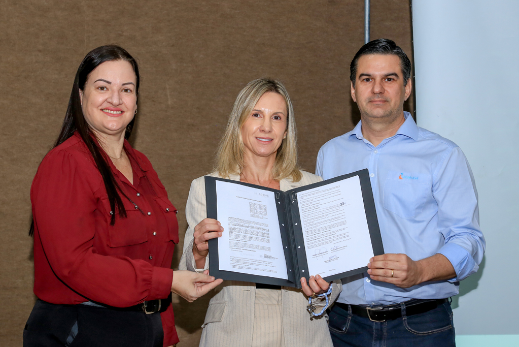 Encontro técnico debate manejo de árvores próximas à rede elétrica em Corumbá