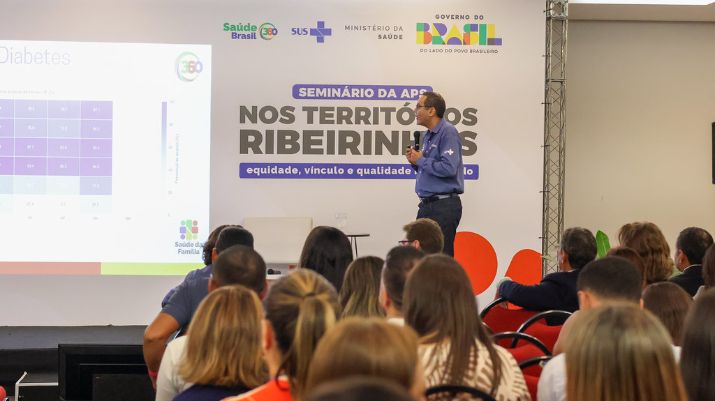 Corumbá participa de seminário na APS nos territórios Ribeirinhos