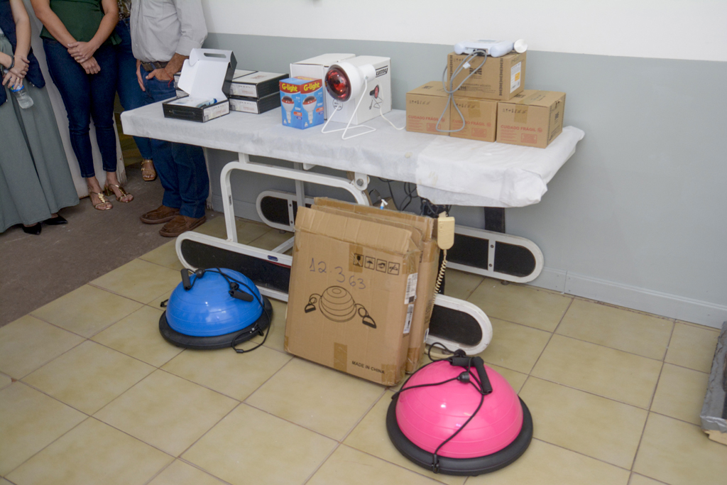 Prefeitura de Corumbá entrega de equipamentos para Centro de Fisioterapia e melhorias na UBSF Padre Ernesto